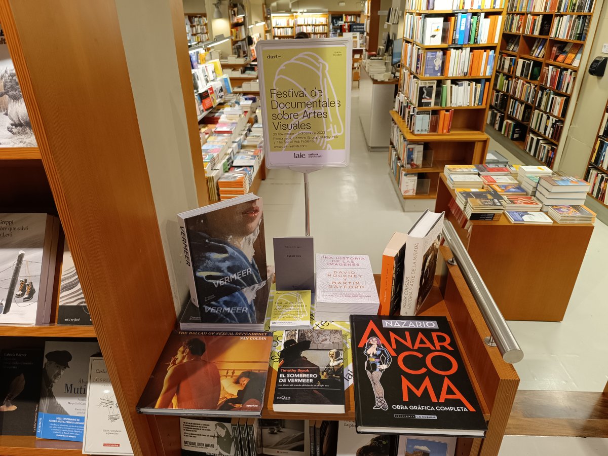 laietana's tweet photo. @PhenomenaExp @DartFestival @Cinemes_Girona @dissenyhub 📚 Per aprofundir en el @dartfestival, no us perdeu la proposta bibliogràfica a la web de Laie i a #LaiePauClaris, #LaieCCCB i #MacbaStoreLaie!
👉 https://t.co/rasJckCNQs
#LaieRecomana #LaieMagazine #Dart2023 #DartFestival2023 https://t.co/YRVeuwBOVO