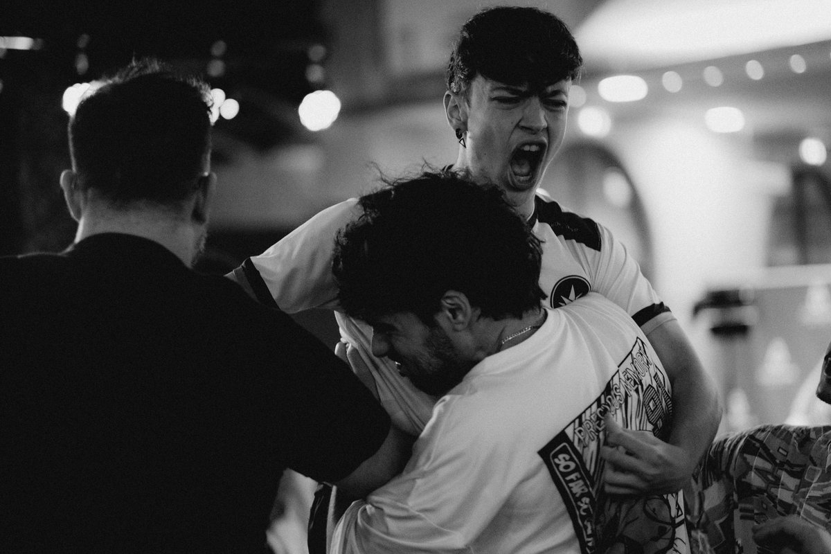 Hay algo especial en ver a tus amigos competir 🩵

📸<a href="/Akyhiro/">Joran 📸</a>