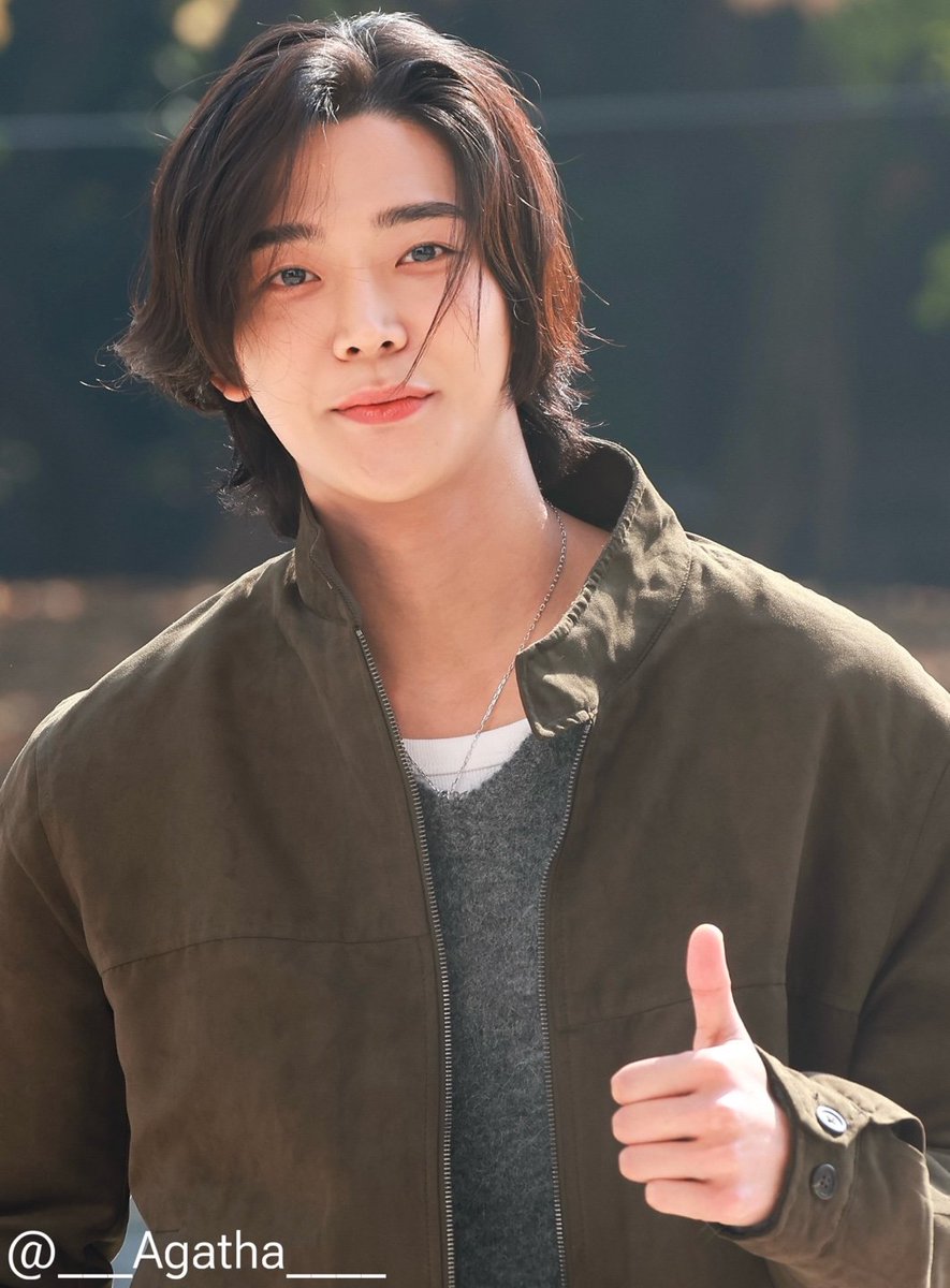 rowoon pics tweet media
