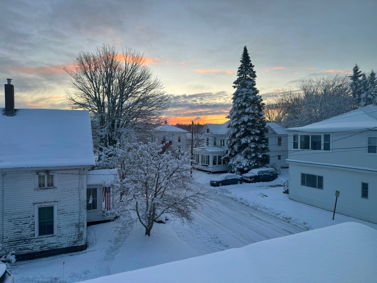 Snowy #sunrise in Winthrop, Maine!