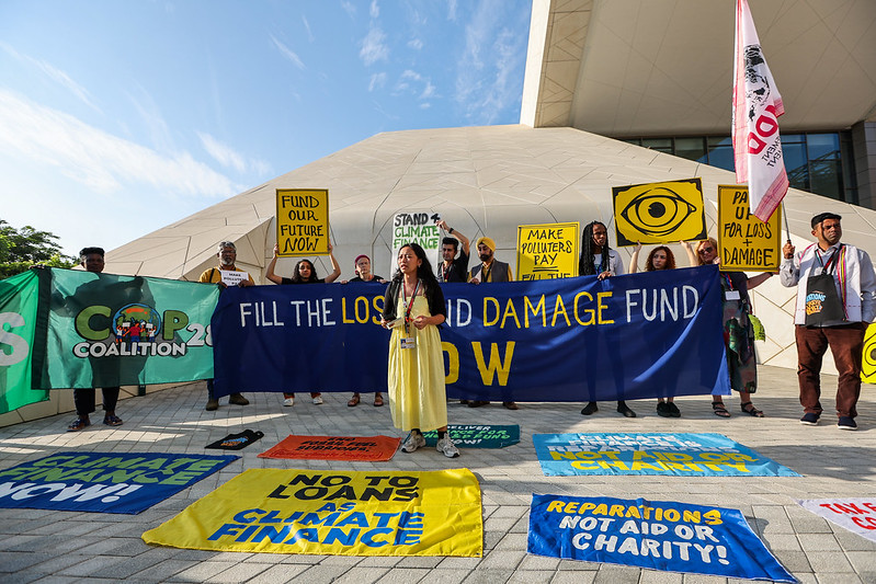 ‼️ It is now time to get serious about climate finance. 🗣'The collective failure of high-income countries to fulfil their climate finance commitments has had a devastating impact on climate-vulnerable communities.' Our update from #COP28👇 simavi.nl/en/news-and-st…