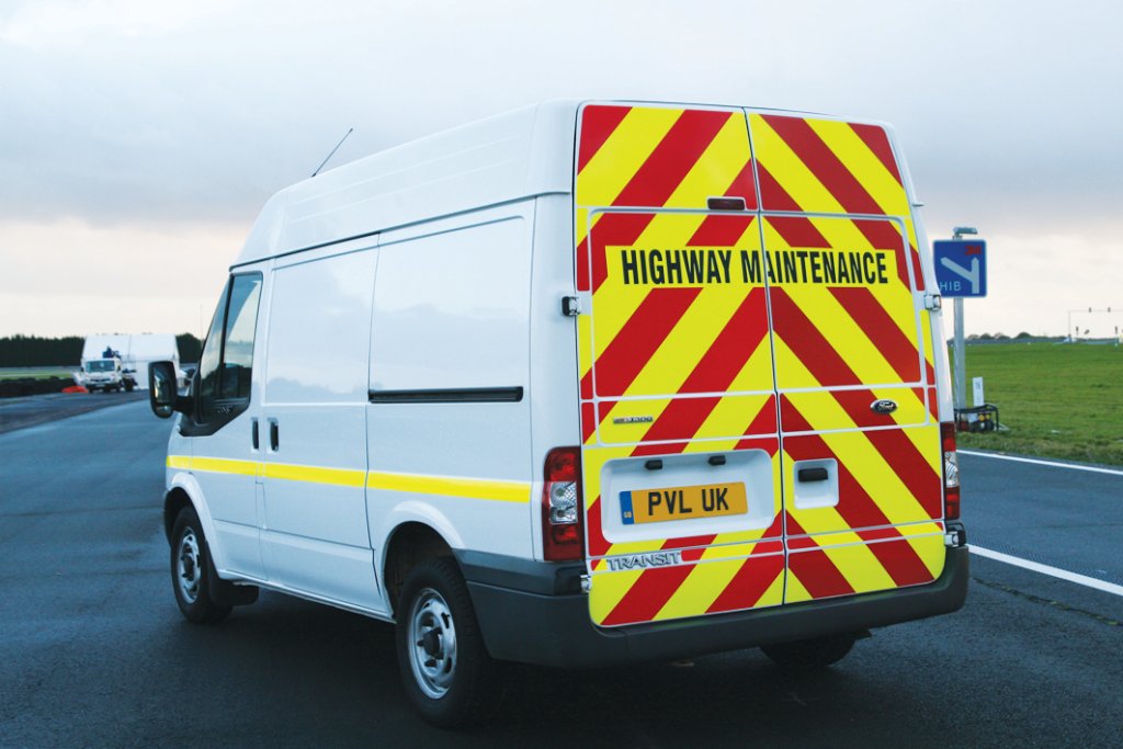 Looking to hit the motorway? 👀Our Prismatic kits are designed to perform best on roads with speed limits over 40mph⚡️Made with utmost precision, our kits are edge-sealed during production for maximum durability, ensuring your safety out on the roads. Shop VehiceChervons.com