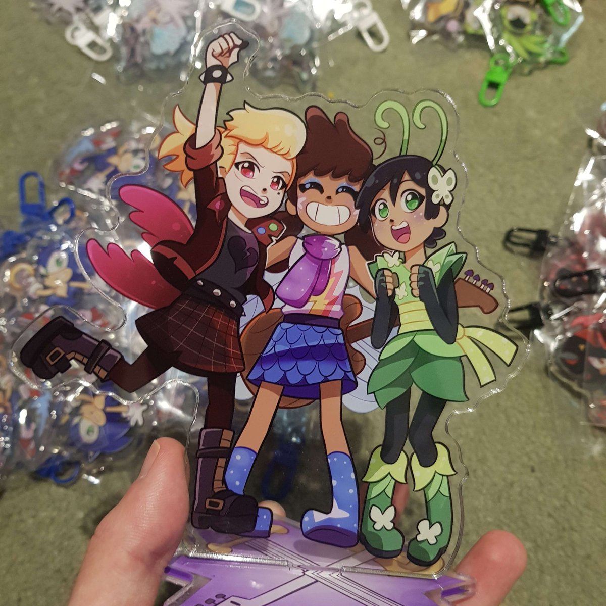 Standee of the amphibia girls I made!
With some sonics chilling in the background
In time for con this weekend.
-
-
#amphibia #fanart #disneytvanimation