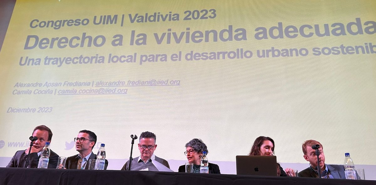 uimunicipalista's tweet photo. 📢INICIA 👉Panel Plenario: ""Desarrollo sostenible en las ciudades"".🌳♻️🌎

💬Modera Ígor Rojí López, Presidente de la #UIM y participan: 

🇪🇸Jordi Pon, coordinador regional del Programa de Químicos y Contaminación de las Naciones Unidas para el Medio Ambiente. 👇 https://t.co/FyYtmfldnt