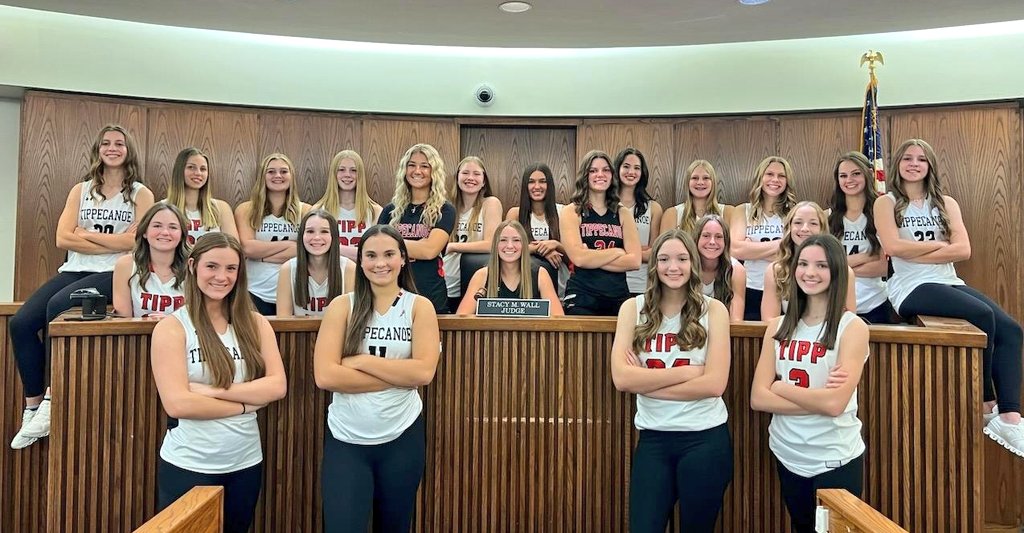 After a tough 0-2 start, we bounced back &amp; got the first win of the season last night beating Tecumseh 46-43! Scoring led by Cleckner (16) &amp; Post (11).
JV moved to 1-2 with a 31-16 win.
Both teams travel to Troy this Sat. for our 2nd MVL match-up!
Let's go Red Devils!
#TOGETHER