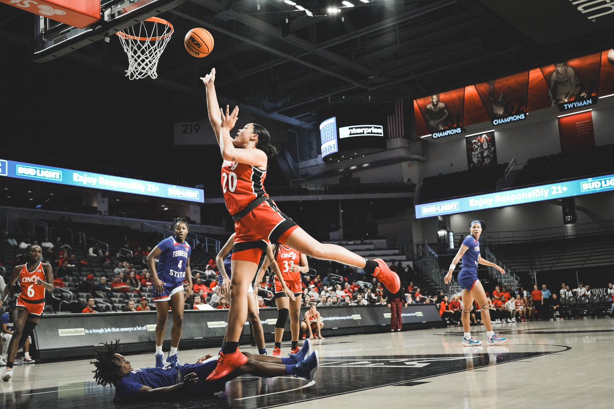 BatesKeslar's tweet image. TSU Tigers v. Cincinnati Bearcats WBB 📸 12.1.23 @GoBearcatsWBB #gobearcats
-
#EMBODY