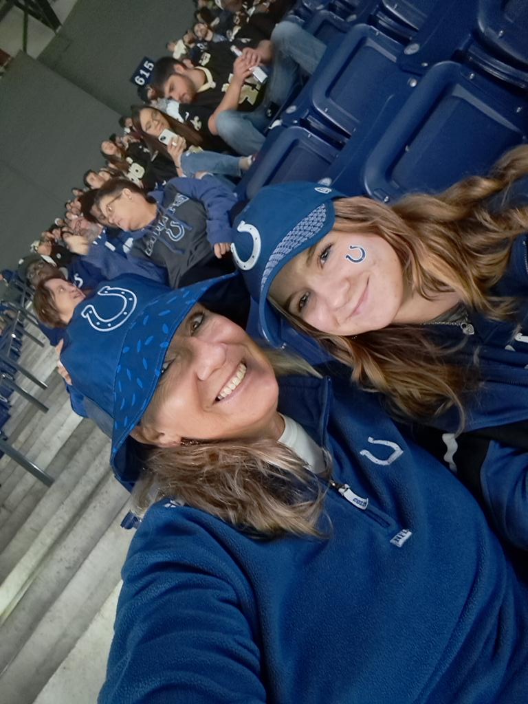 IndyBikerChic's tweet image. Currently shopping for a pair so I can take my 12 yo with me! #LetsGoCOLTS