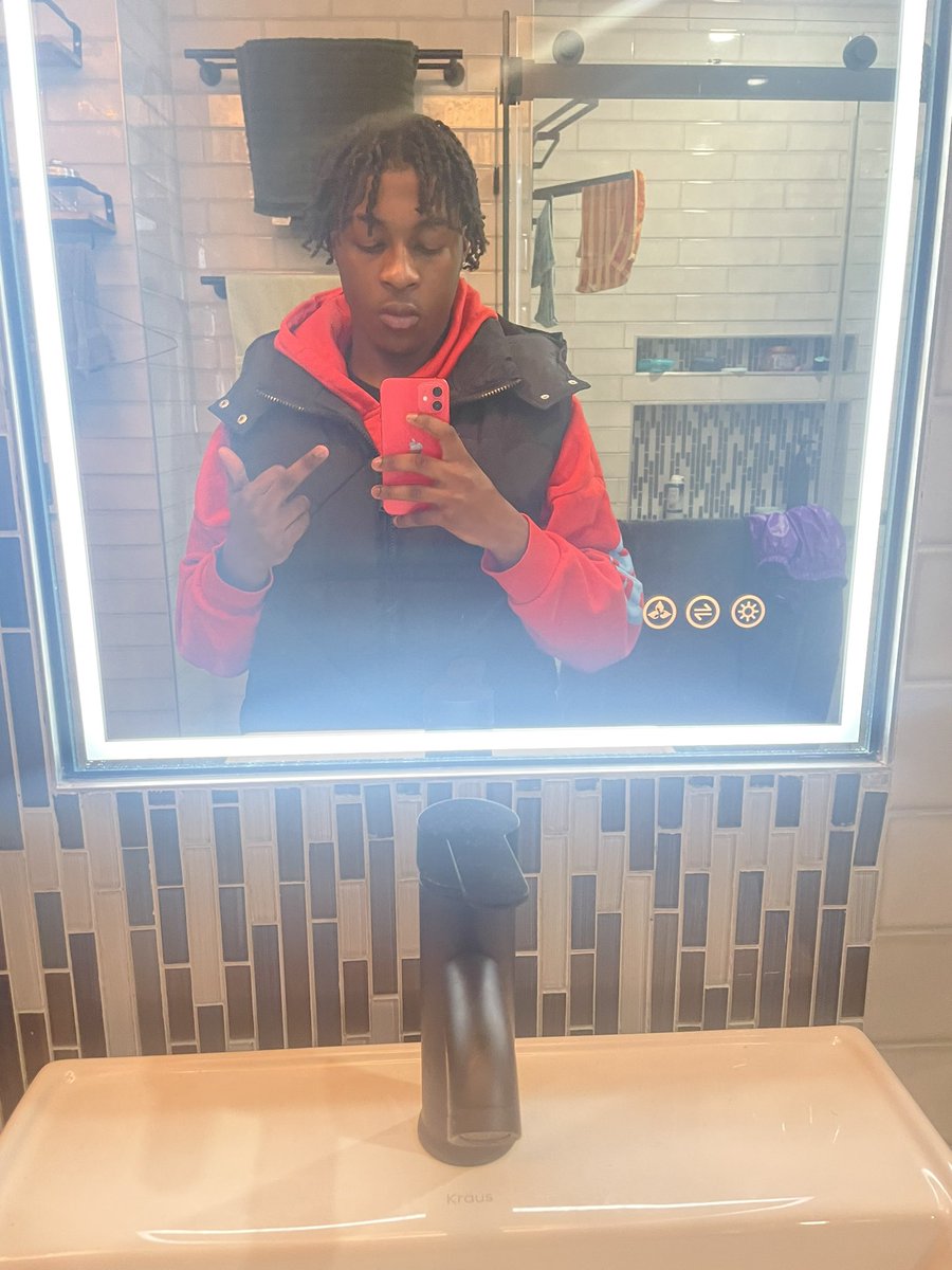 FREEWIKK's tweet photo. recent pictures thread (do it) https://t.co/0a84HZjczQ