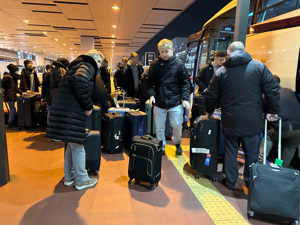 tspace9's tweet photo. 【 #チェコ少年合唱団 #ボニ・プエリ】
先程、無事に日本に到着いたしました✈️❗長旅お疲れ様でした✨いよいよ明後日が本番…本当に楽しみになってきますね😆🎵

チケットまだの方は、お早めに💨💨
👉https://t.co/uTVgMQT2ob

#クリスマスコンサート　#トッパンホール https://t.co/veILnkbm7I