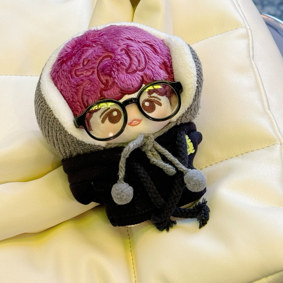 SHOPODO_1125's tweet photo. Take care to keep warm~~~☕️
#쇼타로 #ショウタロウ #SHOTARO #将太郎 #RIIZE #라이즈 #SHOPODO #10cmDoll #인형 https://t.co/K14bBKQZzf