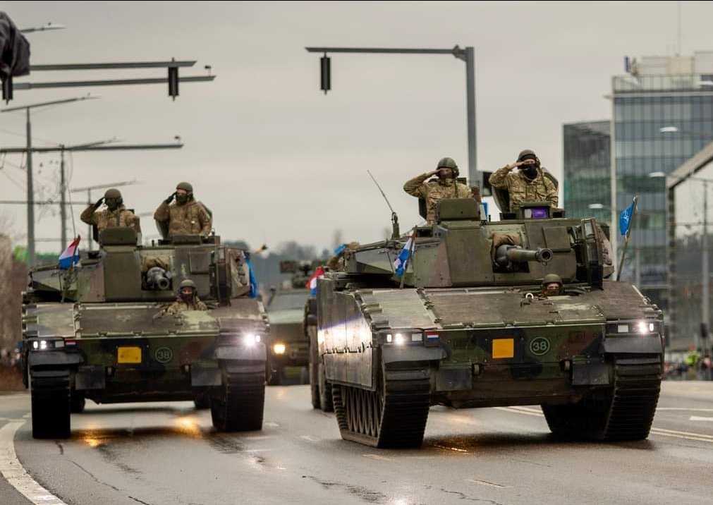 Koninklijke Landmacht tweet media