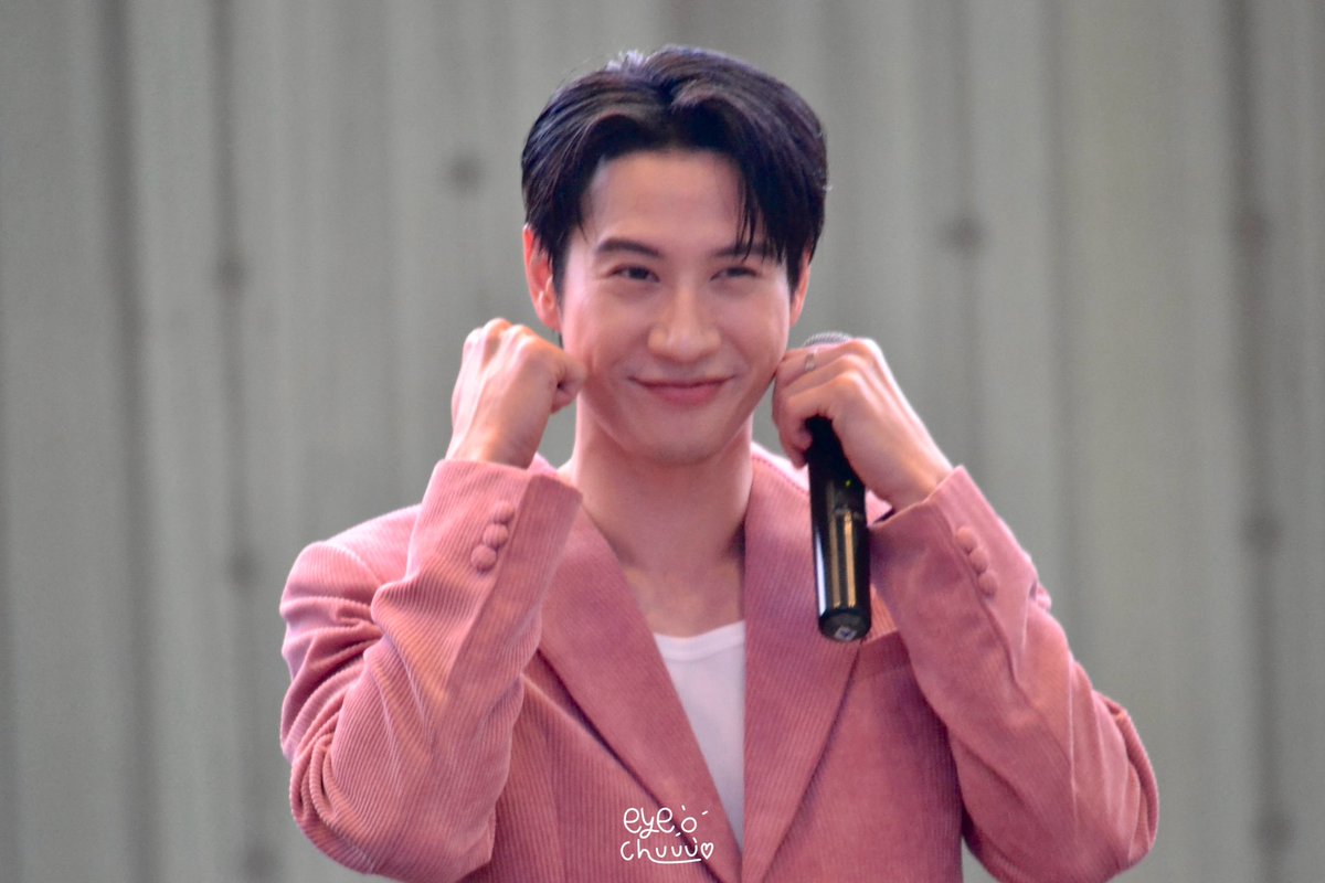 eyechuuu's tweet image. คนที่น่ารักขนาดนี้ เป็นของคุณนะ 🩷

@brightrpp_ 

#ONESIAMxBright
#Brightrpp
#SCBXNextTech
#SiamParagon #ilovesiam