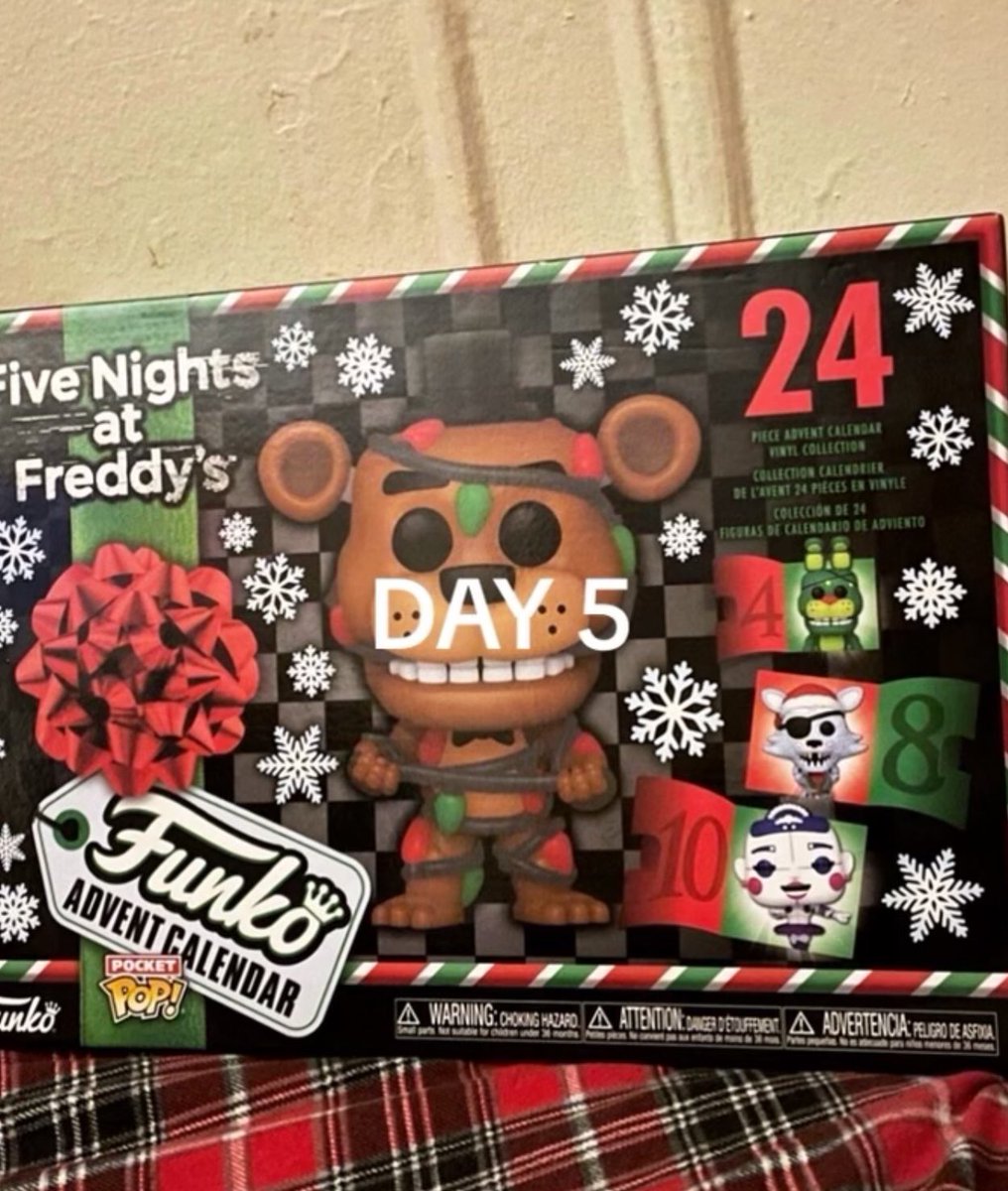 NightsDogs's tweet photo. Five nights at Freddy’s advent calendar DAY 5🥳🥳🥳 https://t.co/ZhDVnGxfNV