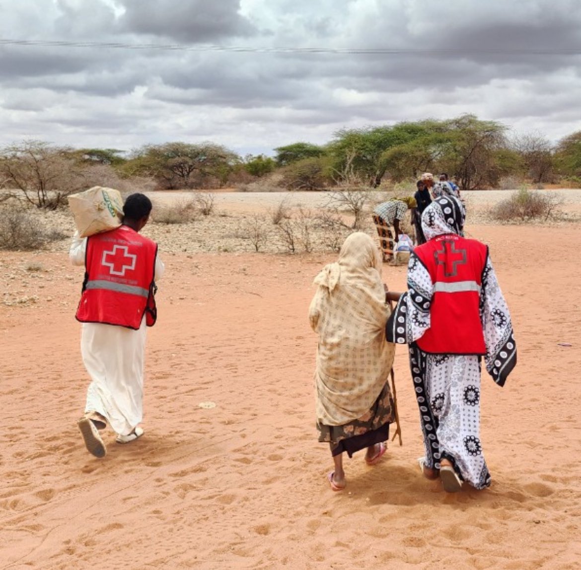 Saluting the unsung heroes and heroines on #InternationalVolunteersDay.

Acknowledging the profound impact of volunteers across 191 National Red Cross and Red Crescent Societies globally. 

Your selfless dedication is truly heroic.