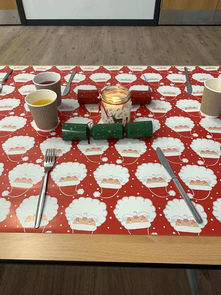 All set for Christmas dinner! Looks delicious.