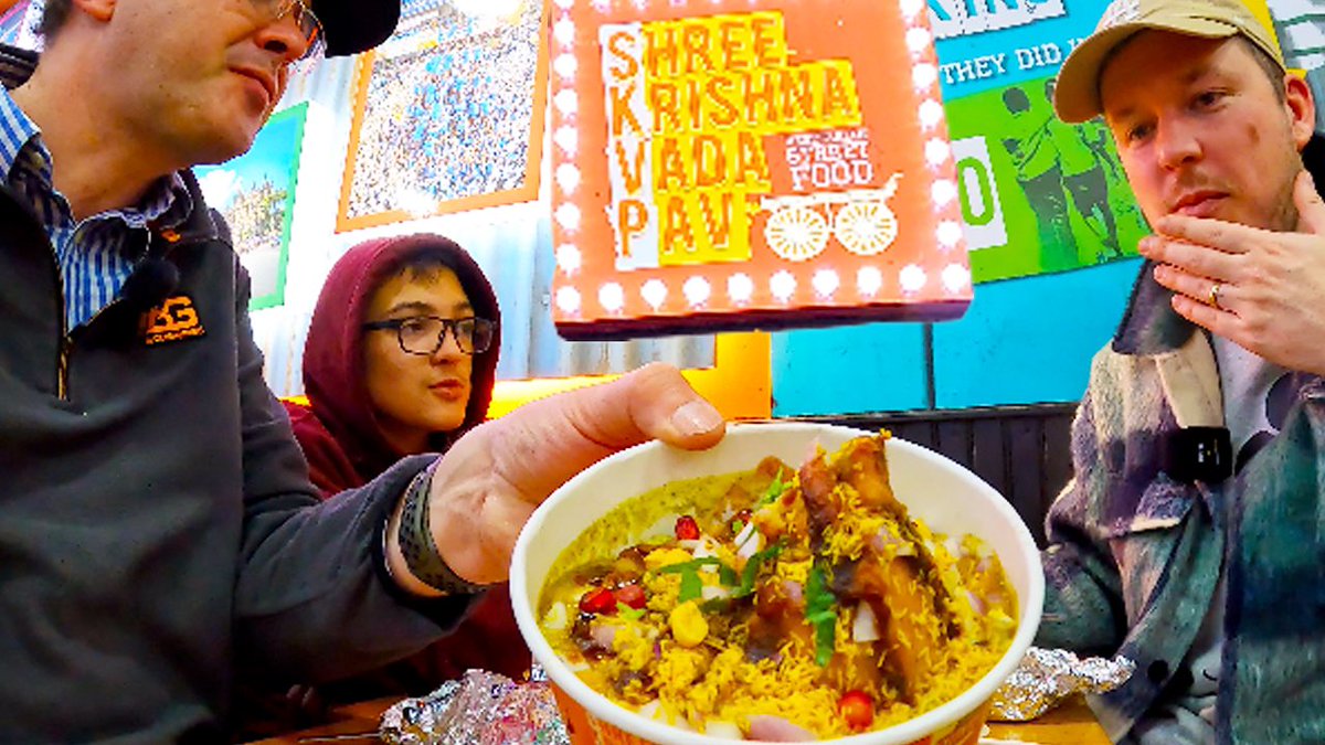 Robert Dunt (@robertdunt) on Twitter photo New TravelDog #vlog #indianstreetfood at Shree Krishna Vada Pav #london #tooting - <a href="/ShreeKrishnaVP/">ShreeKrishnaVadapav</a> - See the video here - youtu.be/JNR5djAiO7A New TravelDog #vlog #indianstreetfood at Shree Krishna Vada Pav #london #tooting - <a href="/ShreeKrishnaVP/">ShreeKrishnaVadapav</a> - See the video here - youtu.be/JNR5djAiO7A