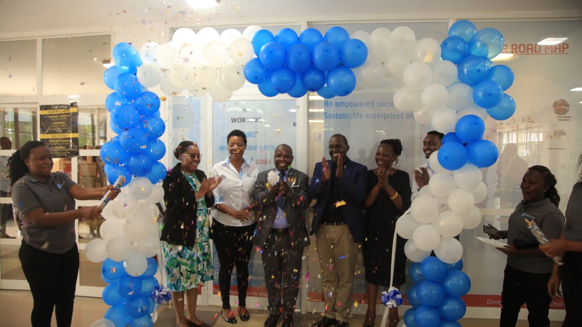 HandinHandTZ's tweet photo. #HappeningNow, Mr. Albert Wambugu, CEO of HiH EA, and HiH EA board member, together with HIHEA TZ Country Manager Jane Sabuni, #HIHEATZ staff, stakeholders and other Government officials, participated in the official launch of a new Hand in Hand EA TZ branch in the Singida region https://t.co/tuYTx7EXrK