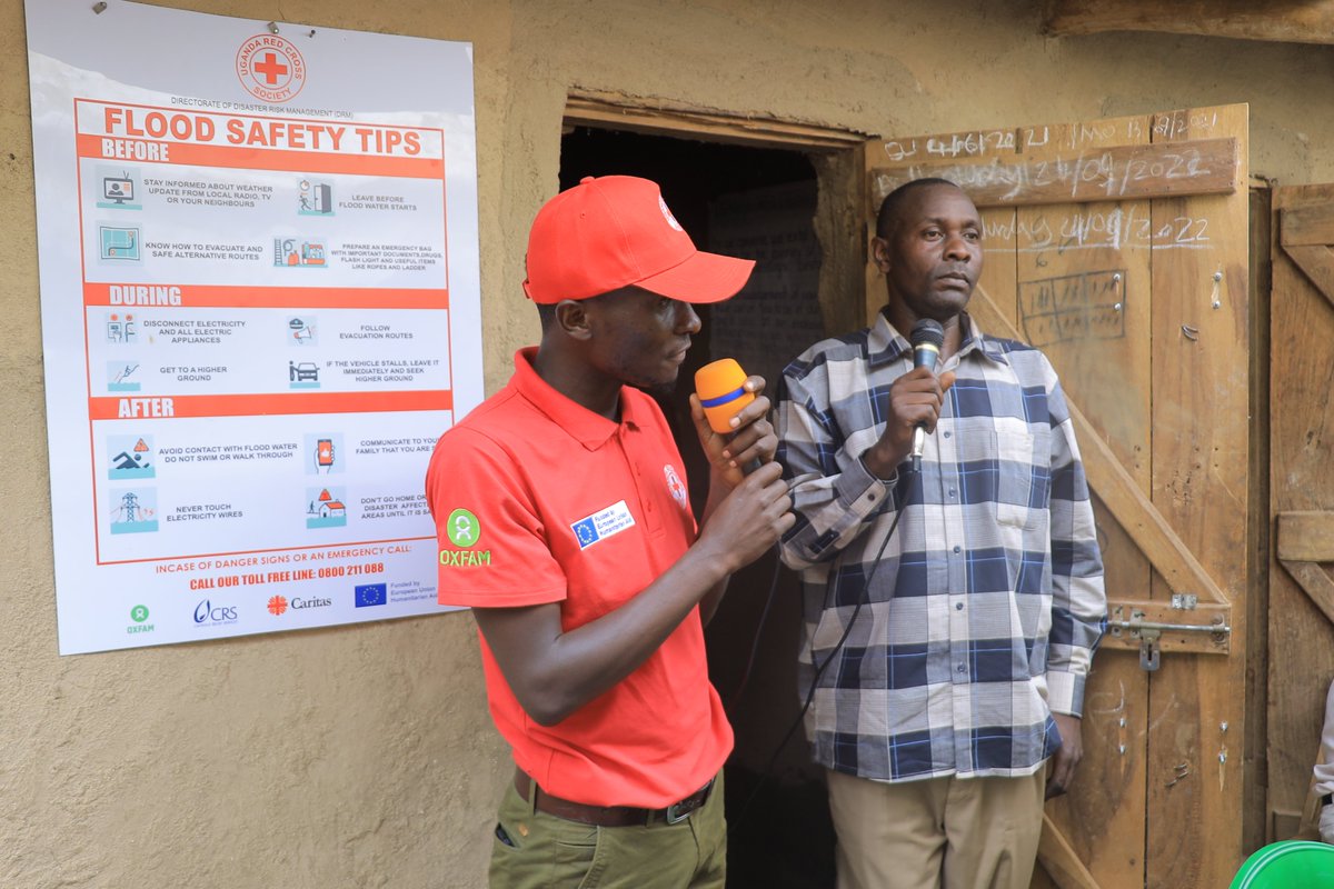 ECHO_CESAfrica's tweet photo. In response to heavy rains and potential flooding in Uganda, @eu_echo has allocated €100,000 in humanitarian aid to support @UgandaRedCross. The funds will bolster early action initiatives, aiding 2,400 households in the high-risk areas of Ntoroko, Butalejja, &amp;Kikuube districts. https://t.co/CzijX3Zifx