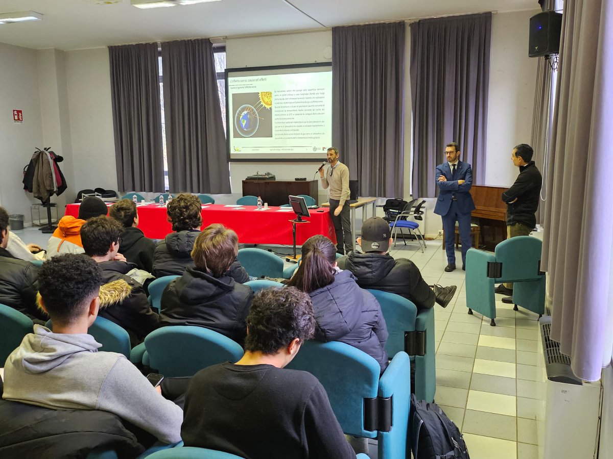 Il Segretario Generale di AiCARR, Luca A. Piterà, interviene oggi all’incontro organizzato dallo Sportello Energia del Comune di Milano in collaborazione con A2A, UNARETI e AiCARR, presso l’Istituto Feltrinelli di Milano.

#AiCARR #Icare4aicarr #associazione