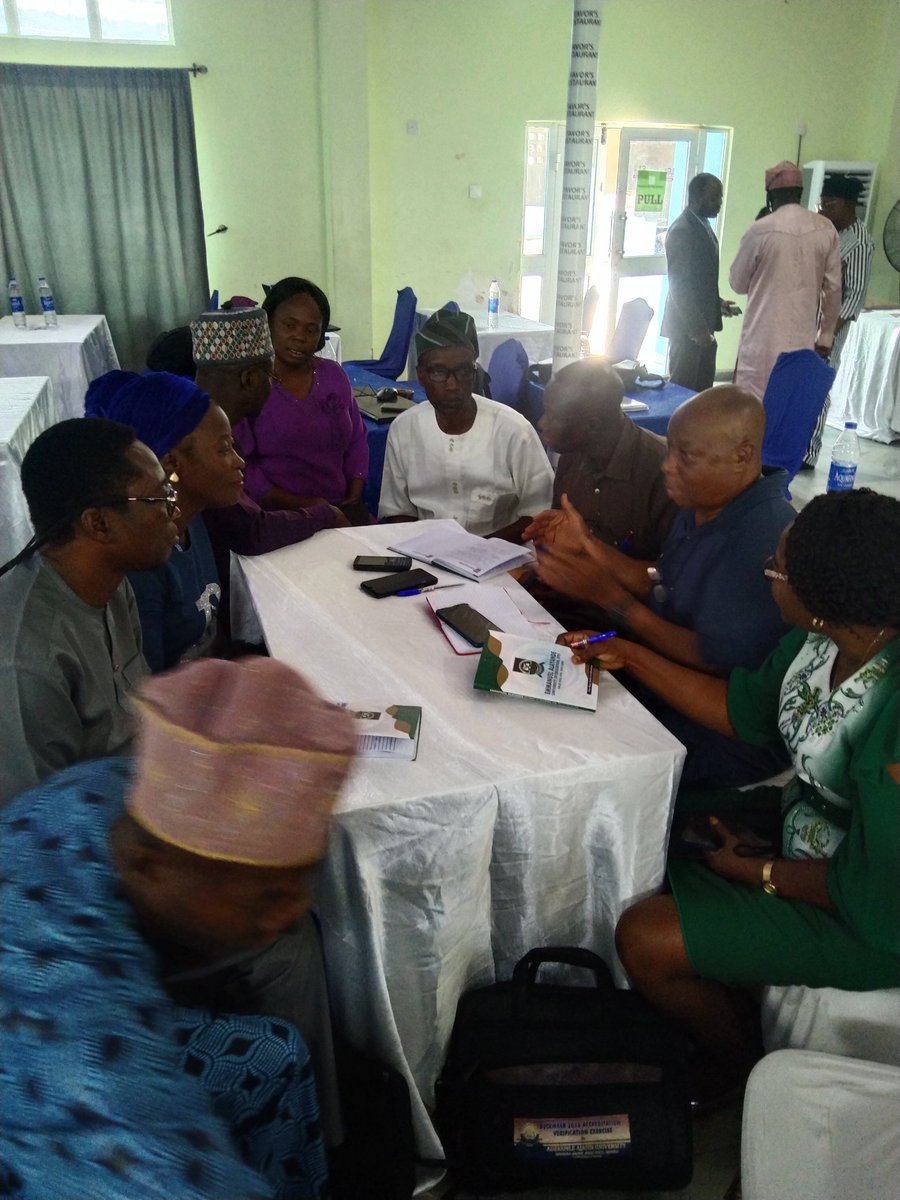 dairom2's tweet photo. At the on-going workshop on agenda setting for our newly established Emmanuel Alayande University of Education Oyo, Nigeria, I participated in a strategic thinking group session to elaborate on the strategies to reposition the institution for local and international relevance. https://t.co/CJaMovysQZ