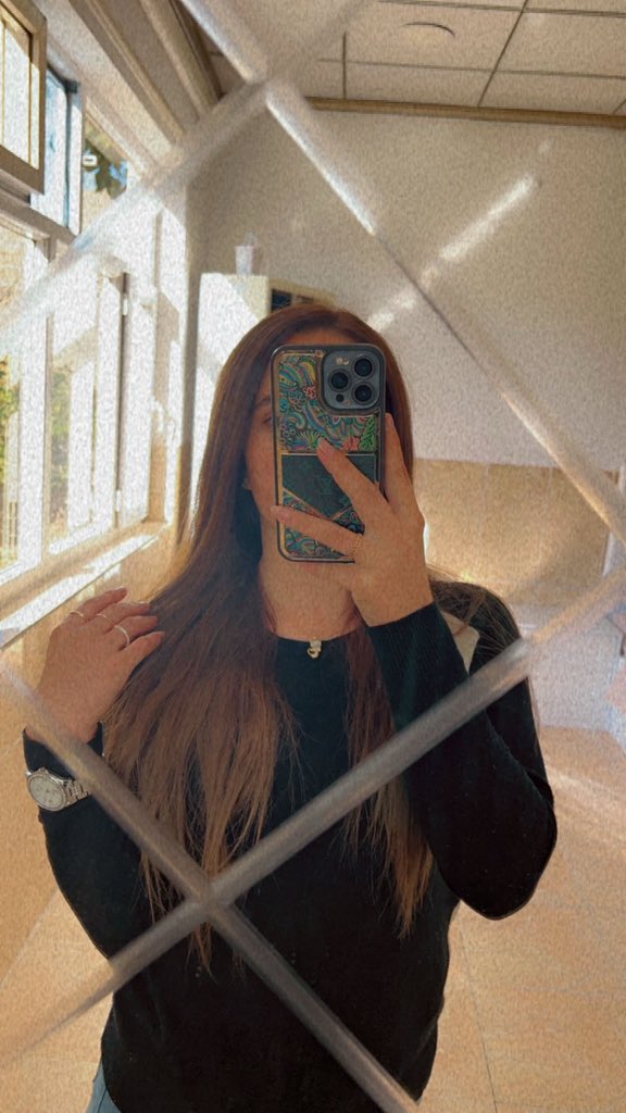 SherenYasin's tweet photo. ⏳🖤 https://t.co/JYADZEmZCu