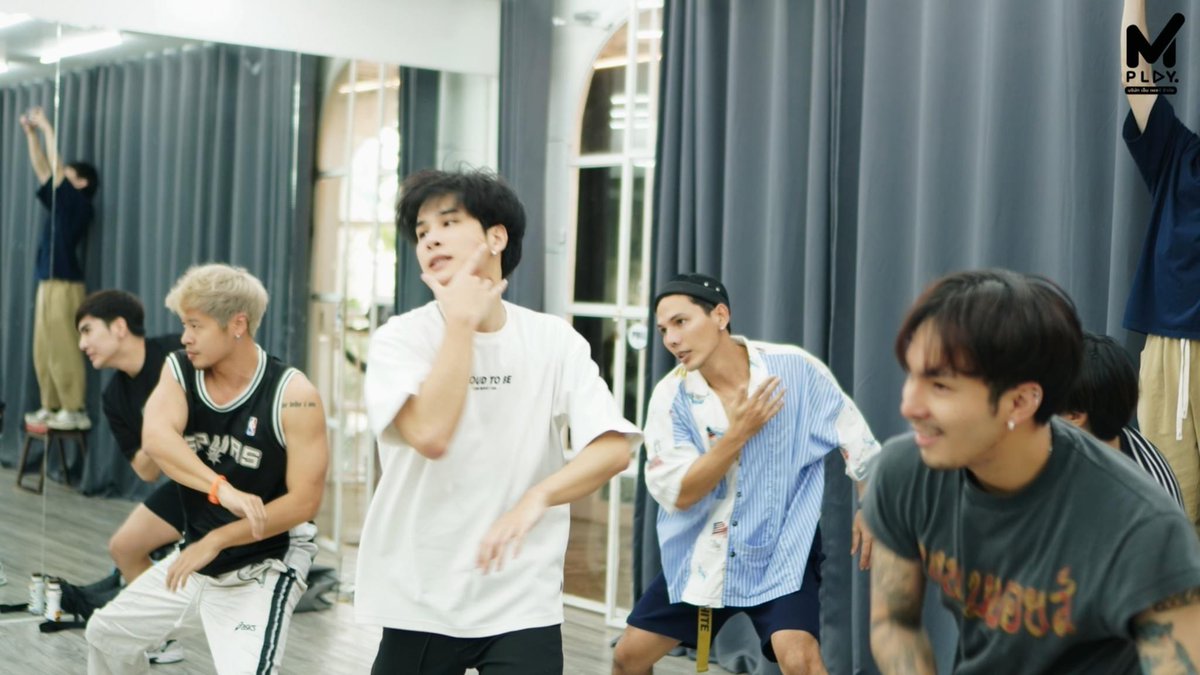 PakpoomOfficial's tweet photo. ฝากเม้น กดไลค์กดแชร์ ทุกๆช่องทางเลยนะคะ #เบบี้ฮาท ทุกคนนน 😚🙏🏻
IG : https://t.co/DKC5OcYMAc
FB : https://t.co/3lxwXfuVt7
ซื้อบัตรได้ที่ (รอบ Space B)
📌https://t.co/Yvun9BovBb
#ArtPakpoom
#YspaceConcert
#รักเธอเท่าจักรวาล
#Mplay https://t.co/lEFJ8nVqAC