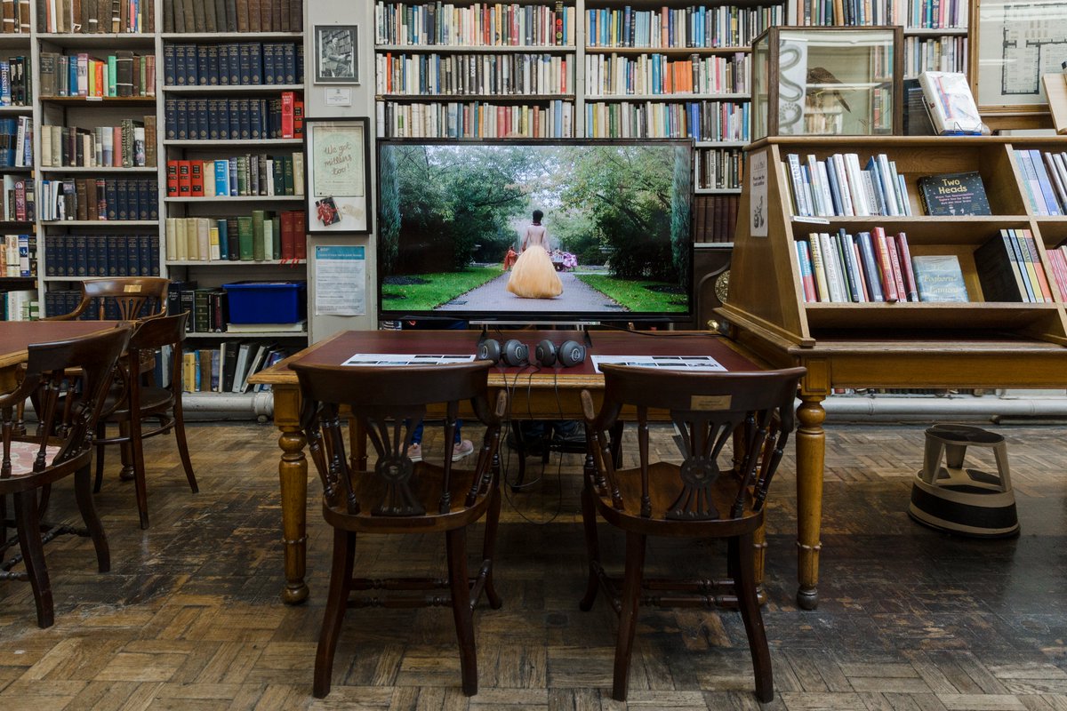 *Please share - funded PhD studentship calling for artists and curators to apply*
Are you an artist, curator or cultural practitioner with an interest in how decolonial arts practice can contribute to social justice? 1/3