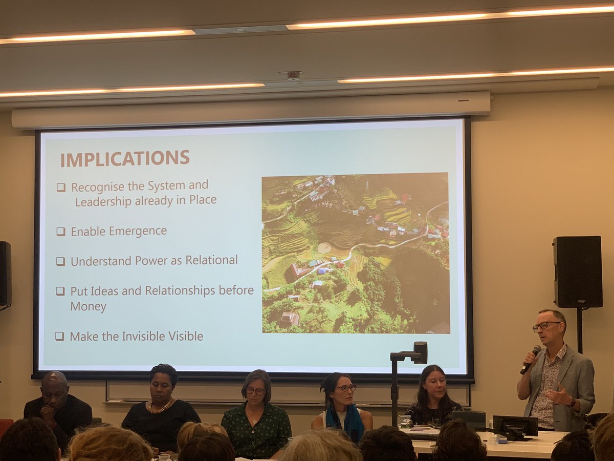 LaRokovucago's tweet photo. “Recognise 👉🏾system and leadership already in place” and “ideas and relationships” b4 💰 “money can muddy the waters” @MereaniRokotui1 ED👉🏾 Balance of Power at #AAC2023 panel discussing “What it takes to support local leaders”👇🏾#powermeri @ptawake @nailumu_vani https://t.co/Qq8MALxQoY