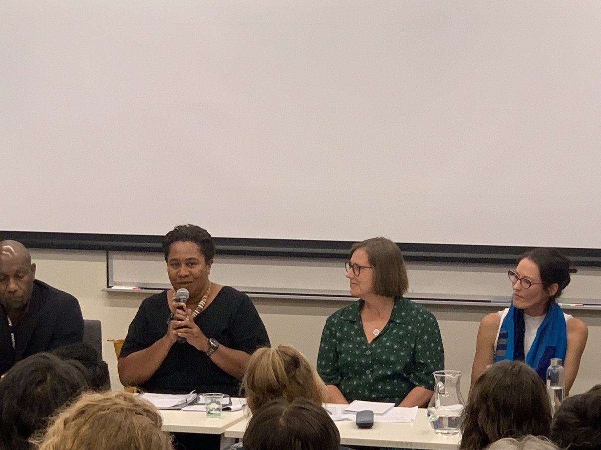 LaRokovucago's tweet photo. “Recognise 👉🏾system and leadership already in place” and “ideas and relationships” b4 💰 “money can muddy the waters” @MereaniRokotui1 ED👉🏾 Balance of Power at #AAC2023 panel discussing “What it takes to support local leaders”👇🏾#powermeri @ptawake @nailumu_vani https://t.co/Qq8MALxQoY