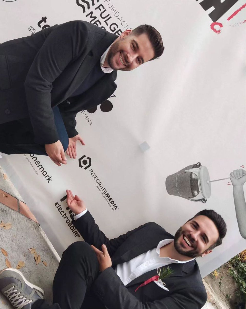 ¡Qué momentos tan espectaculares vivimos en la Gala de Navidad de <a href="/AJE_Granada/">AJE Granada</a> «La Marimorena, by Wiber» en La Chumbera! 🌟 
Fue un honor ser patrocinadores de este evento tan especial. Nos lo pasamos genial 🎉

#GaladeNavidadAJE2023 #AJEGranada #JovenesEmpresarios