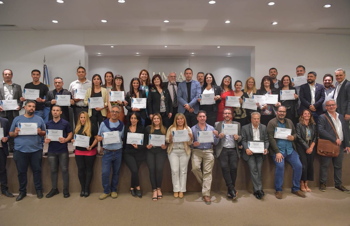 Secretaría de Trabajo de la Nación (@sectrabajoar) on Twitter photo 👨🎓👩🎓 <a href="/kellyolmos/">Kelly Olmos</a> participó de la entrega de diplomas de la Diplomatura de Inspección del Trabajo y de la Seguridad Social en la <a href="/UMSA_Oficial/">UMSA</a>, junto a la subsecretaria de Gestión Administrativa, <a href="/patoaragonreyes/">Pato Aragon Reyes</a>, y el subsecretario de Fiscalización, <a href="/SebaPilatti/">Sebastian Pilatti 🇦🇷</a>. 👨🎓👩🎓 <a href="/kellyolmos/">Kelly Olmos</a> participó de la entrega de diplomas de la Diplomatura de Inspección del Trabajo y de la Seguridad Social en la <a href="/UMSA_Oficial/">UMSA</a>, junto a la subsecretaria de Gestión Administrativa, <a href="/patoaragonreyes/">Pato Aragon Reyes</a>, y el subsecretario de Fiscalización, <a href="/SebaPilatti/">Sebastian Pilatti 🇦🇷</a>.