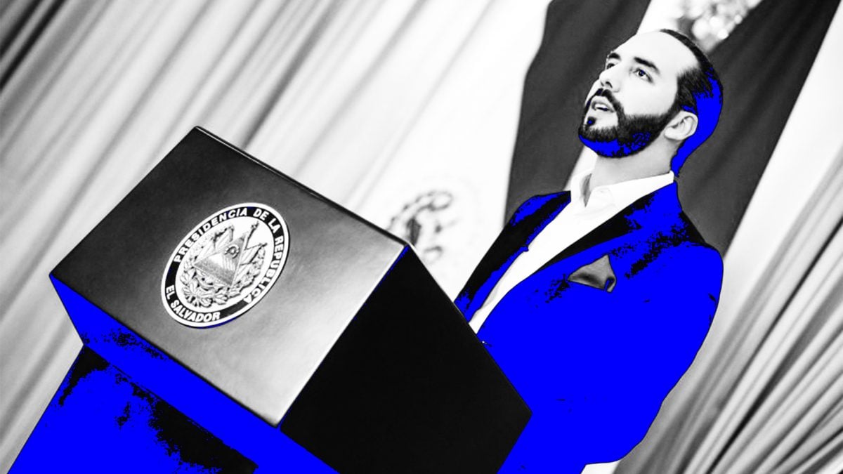 meomeomeeooo's tweet photo. 💢💢 Tổng thống #ElSalvador #NayibBukele cho biết danh mục đầu tư #bitcoin của quốc gia này hiện đang chìm trong sắc đen khoảng 3,6 triệu #USD sau khi chìm trong sắc đỏ trong một thời gian dài. 

- Số lượng bitcoin mà El Salvador sở hữu tương đối nhỏ, nhưng việc quốc gia này chấp nhận nó làm phương tiện đấu thầu hợp pháp và cam kết mua tiền kỹ thuật số là rất đáng kể. 

- Quốc gia nhỏ bé ở Mỹ Latinh này đã tạo ra bitcoin, cùng với đồng đô la Mỹ, được đấu thầu hợp pháp vào tháng 9 năm 2021. Kể từ thời điểm đó, El Salvador cũng bắt đầu mua bitcoin định kỳ. Mặc dù số lượng bitcoin tích lũy được tương đối nhỏ – danh mục đầu tư của quốc gia này trị giá khoảng 131 triệu USD, theo bài đăng của Bukele – thực tế là một quốc gia có chủ quyền đang mua tiền điện tử, điều mà nhiều quốc gia vẫn còn nhiều hoài nghi, là rất đáng kể. 

- “Với giá thị trường bitcoin hiện tại, nếu chúng tôi bán bitcoin của mình, chúng tôi sẽ không chỉ thu hồi 100% khoản đầu tư mà còn kiếm được lợi nhuận.”

- nhưng nhờ giá bitcoin tăng gần đây.
“Chúng tôi không có ý định bán,” "Đó chưa bao giờ là mục tiêu của chúng tôi. Chúng tôi hoàn toàn nhận thức được rằng giá sẽ tiếp tục biến động trong tương lai, điều này không ảnh hưởng đến chiến lược dài hạn của chúng tôi."