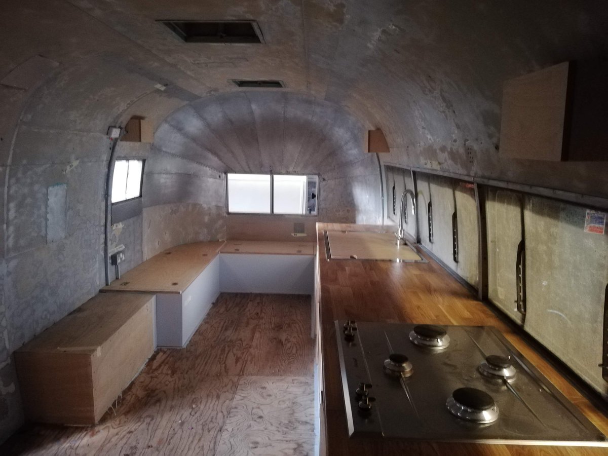 TheEnglishCarav's tweet image. OnThisDay 2019.....

Meet Marilyn a 1956 Safari Caravana Airstream. Lovely memories working with you @becksthairy.

Marilyn came to our workshop for some caravan love and TLC! 

 #onthisday #vintagecaravanworkshop #airstream #caravanrestoration