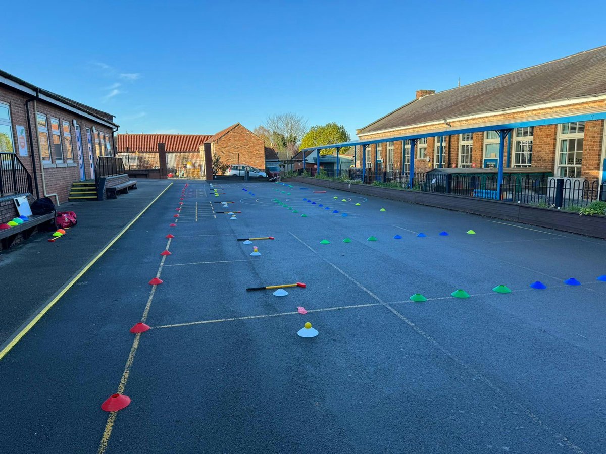 Check out our amazing setup for Tri Golf enrichment at Louth Kidgate! 🏌️‍♂️⛳️ 

Our team meticulously designed an engaging course that sparks excitement and skill development in young golf enthusiasts. 

🌟🏌️‍♀️

 #GetGolfReady #JuniorGolfers #GolfEnrichment