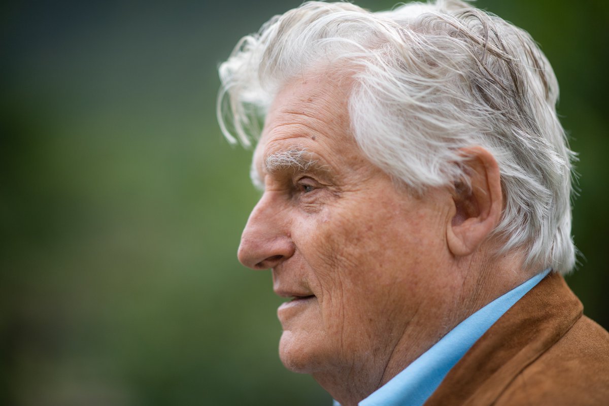 La morte di Léonard Gianadda domenica 3 dicembre lascia un grande vuoto nel mondo dell'arte anche il Italia, da dove la sua Fondation Pierre Gianadda ha richiamato per qualificate rassegne a Martigny, nel Canton Vallese, decine di migliaia di visitatori.
linkedin.com/feed/update/ur…