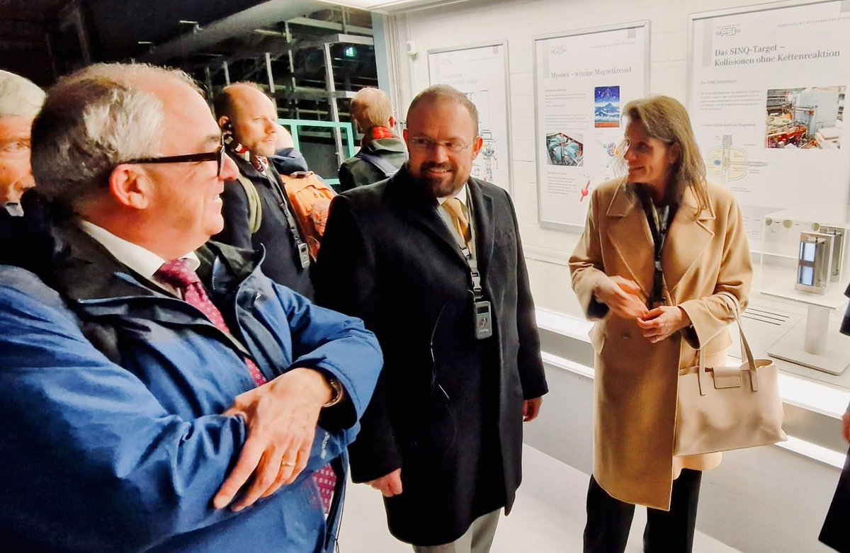 UKEmbassyBerne's tweet photo. Thank you @C_Rueegg_PSI for the European Spallation Source Council @ESSneutron visit #SINQ facility at Paul Scherrer Institute @psich_en.  

Great discussion with StS Martina Hirayama @SBFI_CH
and Exec Chair Mark Thompson @STFC_Matters on strong 🇬🇧&amp;🇨🇭collaborations. https://t.co/gqw87omrWo