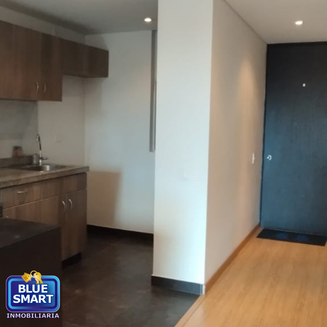 BlueSmartPrin's tweet image. ¡Se ARRIENDA Apartamento en 21 ANGELES - SUBA!

Descubre esta increíble oportunidad de vivir en un espacioso y luminoso apartamento en el exclusivo conjunto Cerros de la Lorena. Disfruta de impresionantes vistas y hermosos paisajes

💲Canon: 1.500.000
📱wa.me/573188957374