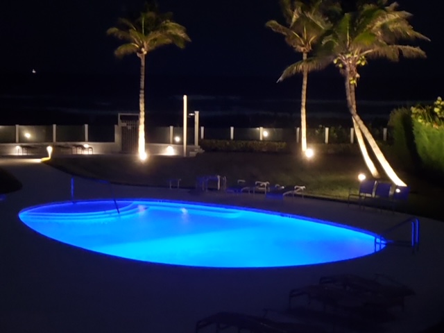 rentbyhost's tweet photo. Paradise found! π΄βοΈ Your dream getaway awaits at this BeachFront 2-bedroom condo in Delray Beach, Florida. Unwind with breathtaking ocean views, toes in the sand, and ultimate relaxation. ποΈπ #BeachLife #DelrayBeachCondo #rentbyhost #ByOwner #condo https://t.co/BDx3KFCs9h https://t.co/vOC8MuK3Zw