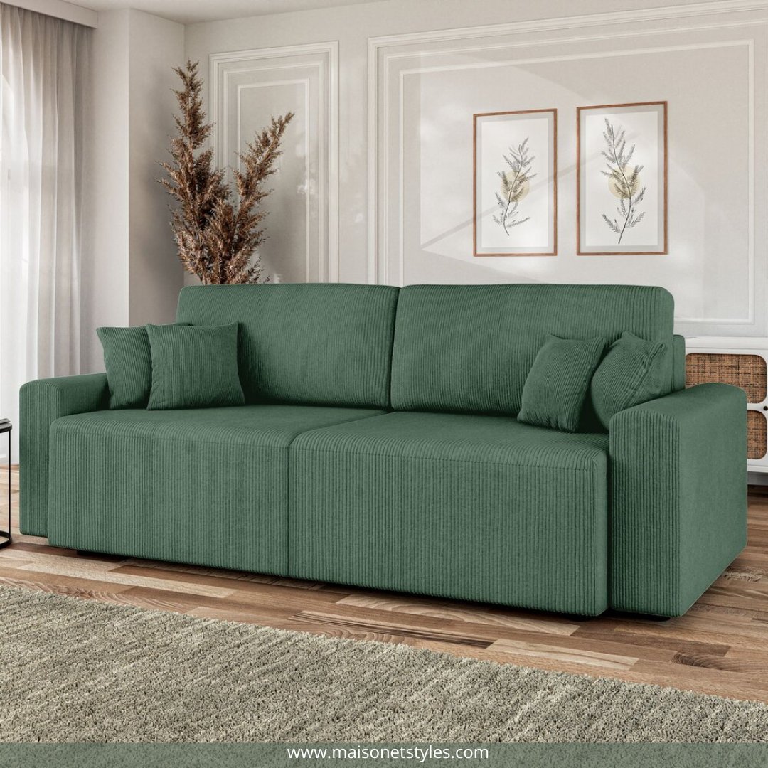 MaisonetStyles's tweet photo. Grande tendance du moment, les canapés verts sont très appréciés car ils apportent une touche chaleureuse à l'ensemble du salon. Qu'en pensez-vous ? 🌿

#maisonetstyles #inspiration #homedesign #homedecor #sofa https://t.co/dHynCv8WnQ