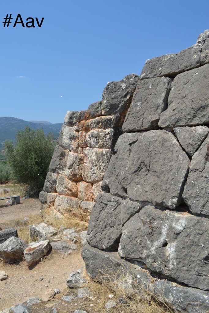ancient_view's tweet photo. It seems strange to think that there are #pyramids in #Europe, but there are quite a few of them. In #Greece alone there are 16 pyramids, of which the most well-known is the #Hellinikon pyramid in #Argos.
First mention of the pyramid was made in the writings of ancient Greek geographer #Pausanias. In Description of Greece, he describes the structure as “a building made very like a pyramid, and on it in relief are wrought shields of the Argive shape.” He then mentions a battle that took place at the pyramid and the reconciliation that took place afterward. A “common tomb” was built here for those that fell during the battle. Not much is known about the pyramid other than its estimated date of construction, which was first thought to be 3000 B.C., but was changed in the ’90s to 2720 B.C.! What on earth was going on here! Who built what could be one of the most ancient pyramids on the planet? Why did they build it!? How did they move these huge stones into position! The ancient world is never as it seems! #Ancient #Mysteries your thoughts!