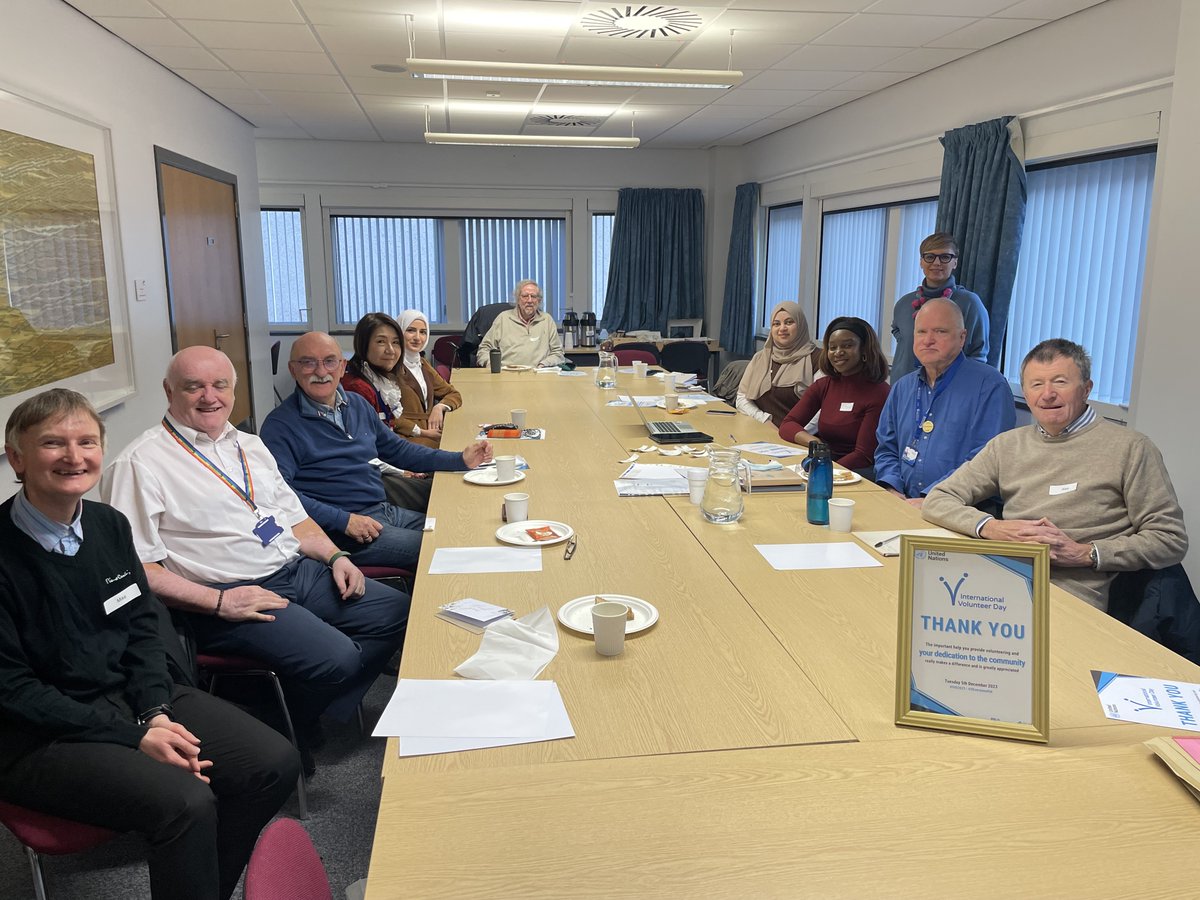 Big news🌟We're delighted to share that IAHS @aberdeenuni has presented our HSRU Public Involvement Partnership members with honorary appointments; recognising our valued partners for volunteering their time. #IVD2023 #IfEveryoneDid #PublicInvolvement abdn.ac.uk/hsru/news/2258…