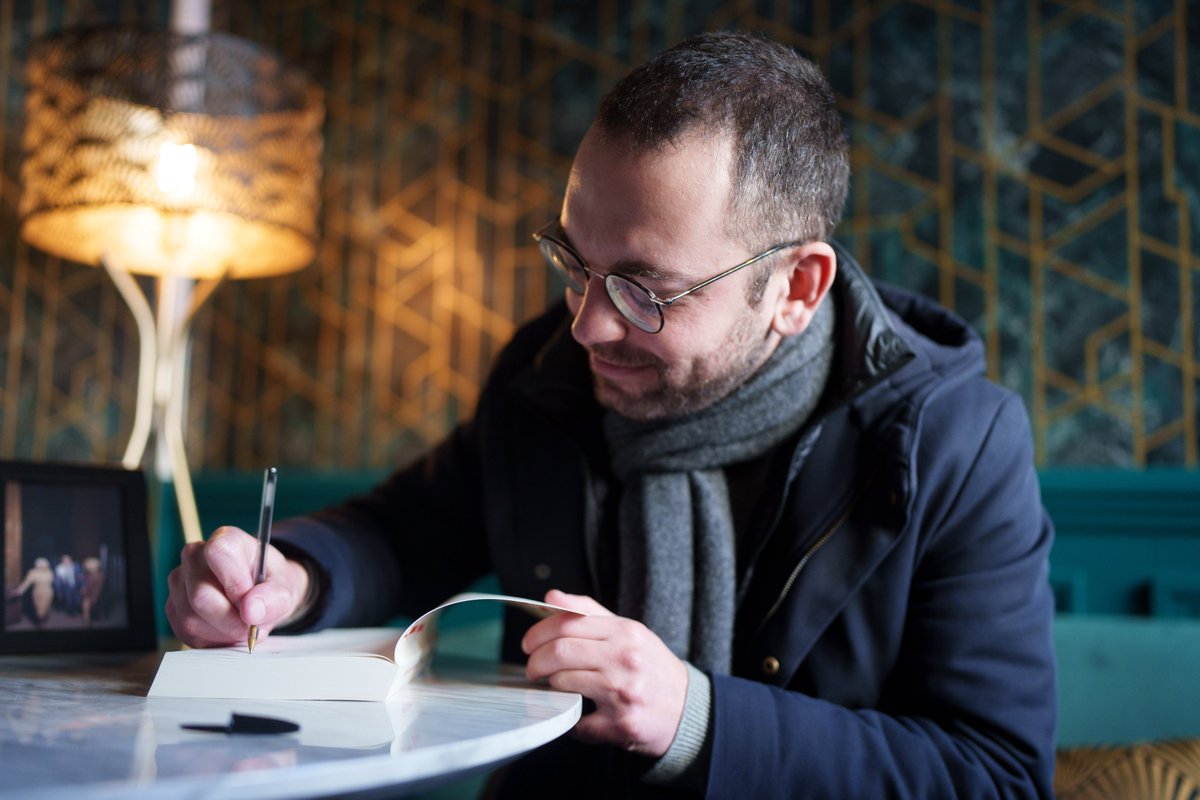 🔴🎭 @MiloMLB a présenté son ouvrage, Le théâtre de Léon Blum, au @theatre_14 aux côtés de @Jeremie_Peltier. Une présentation inédite d'un pan de la vie de Léon Blum méconnu : sa carrière de critique dramatique au début du XXe siècle. youtube.com/live/9xClv-Eda…