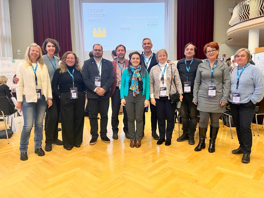 Bálint Markó (@balint_marko) on Twitter photo Team <a href="/UnivBabesBolyai/">Babeș-Bolyai University (UBB)</a> at Eutopia week <a href="/tudresden_de/">TU Dresden</a>. Great programme, great hosts! We are <a href="/EutopiaUni/">EUTOPIA</a> Team <a href="/UnivBabesBolyai/">Babeș-Bolyai University (UBB)</a> at Eutopia week <a href="/tudresden_de/">TU Dresden</a>. Great programme, great hosts! We are <a href="/EutopiaUni/">EUTOPIA</a>