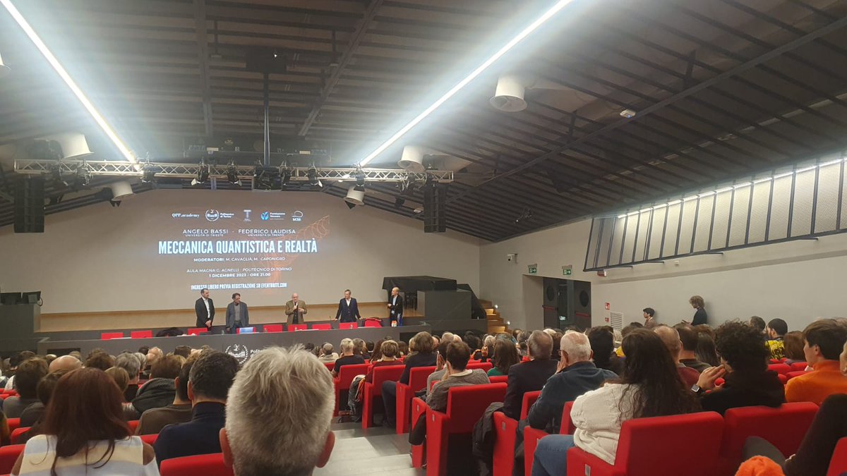 BiennaleTech's tweet image. La meccanica quantistica come lente per leggere il mondo: in prospettiva teorica e filosofica. Ne hanno parlato A.Bassi e  F.Laudisa durante “Meccanica Quantistica e Realtà” il 3° incontro #AspettandoBiennaleTech24🟣Spunti che ci preparano alla prossima #BiennaleTech:18-21 aprile