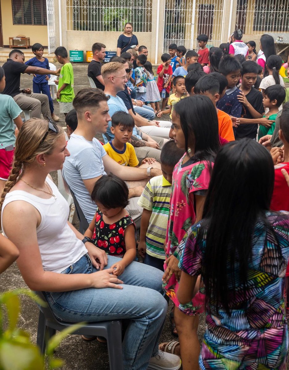 No better friend Deployment flashback ⏪ U.S. service members with Marine Rotational Force-Southeast Asia spent time with children of Bahay ni Nanay Maddalena Orphanage in Puerto Princesa, Palawan, Philippines, Nov. 19, 2023. @usmc 📸 by Sgt. Ryan Pulliam