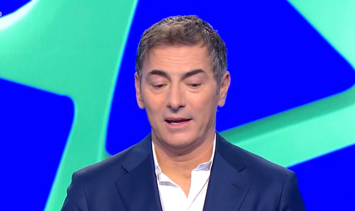 tempoweb's tweet photo. Reazione a catena, #Galletti all'assalto e #Amichette fatte fuori. Ma dopo l'eliminazione...
#5dicembre #iltempoquotidiano #Reazioneacatena
https://t.co/RSCy42Fmk4 https://t.co/C1KDhE0hT0