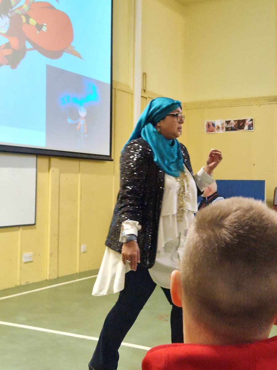 PitfourSchool's tweet photo. A Fantastic morning with @OnjaliRauf  at @PitfourSchool . The author  &amp; activisit of "The Boy At The Back Of The Class", spent time with pupils from @PitfourSchool, Fetterangus, New Deer &amp; Mintlaw  #Refugees #inspiringreaders #creativewriters #authorsevent @Aberdeenshire https://t.co/blzX99zONV