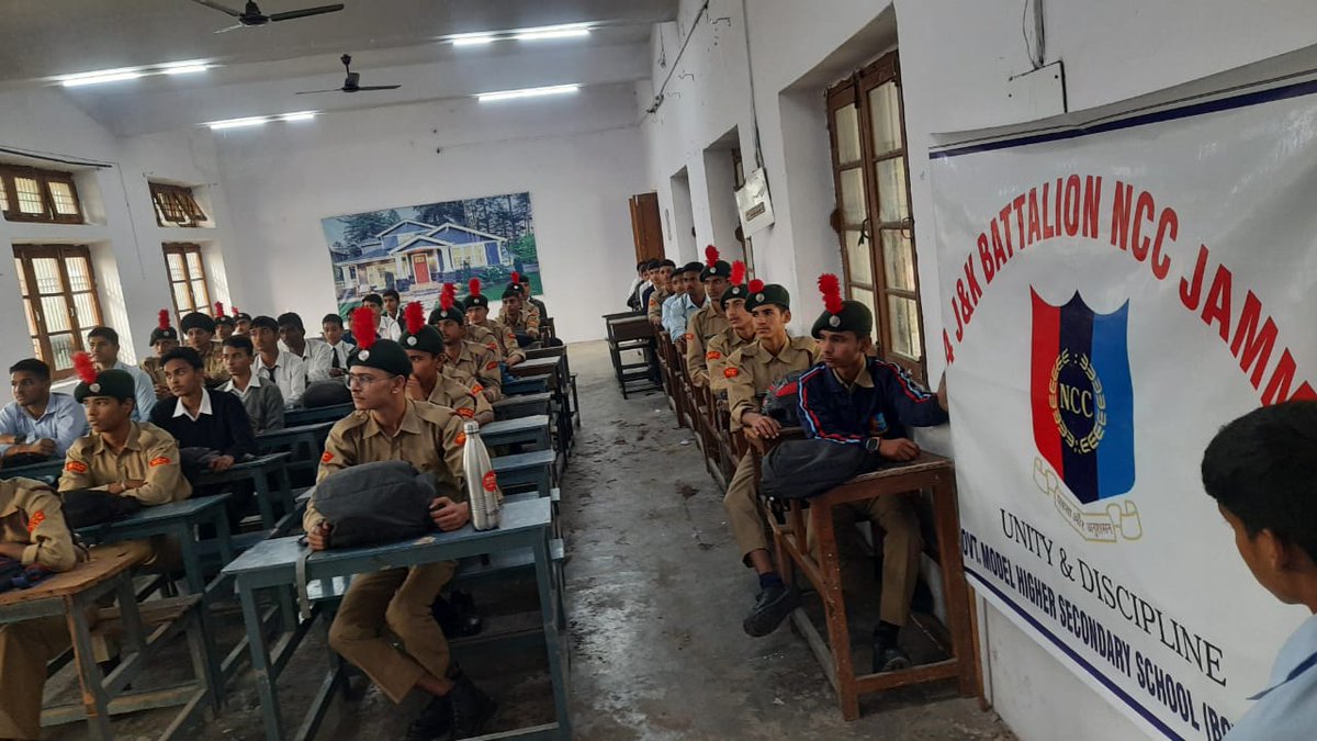 prodefencejammu's tweet photo. #IYM2023
#MilletsAwareness
#HealthForAll
Elevating awareness during the International Year of Millets! 🌾 Cadets in Jammu & Kashmir Region benefit from insightful lectures, contributing to a healthier future.
@SpokespersonMoD
@HQ_DG_NCC
@OfficeOfLGJandK
@ddnews_jammu @ANI https://t.co/RNhwYG8ume