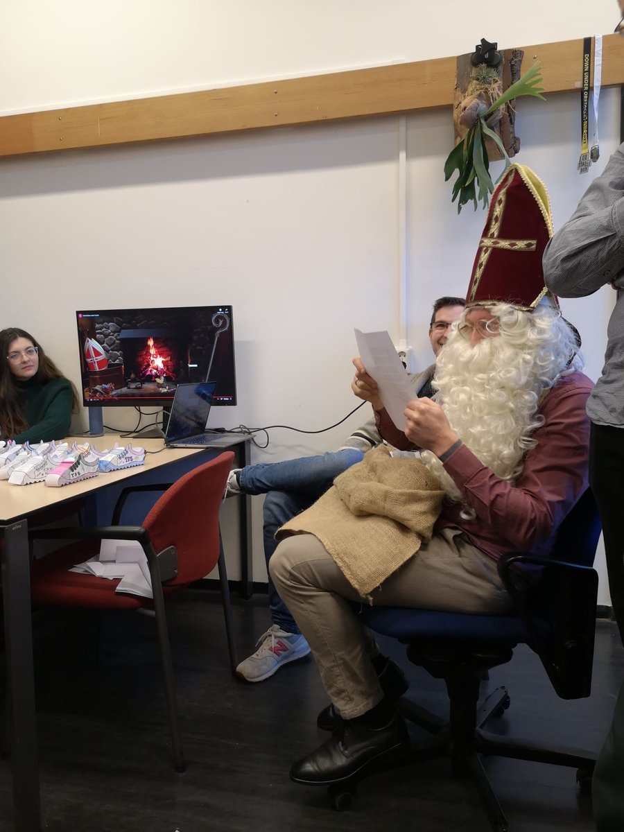gardiner_lab's tweet photo. 🎉🌟 Celebrated Sinterklaas with the TPB group for the first time! 🎅🏽✨ Such a fantastic tradition. Thanks, @laplap10, for introducing me and making sure Sinterklass was present to read the poems 😉  #Sinterklaas #NewTraditions #Celebration #TranslationalBiology https://t.co/23Lm87uez2