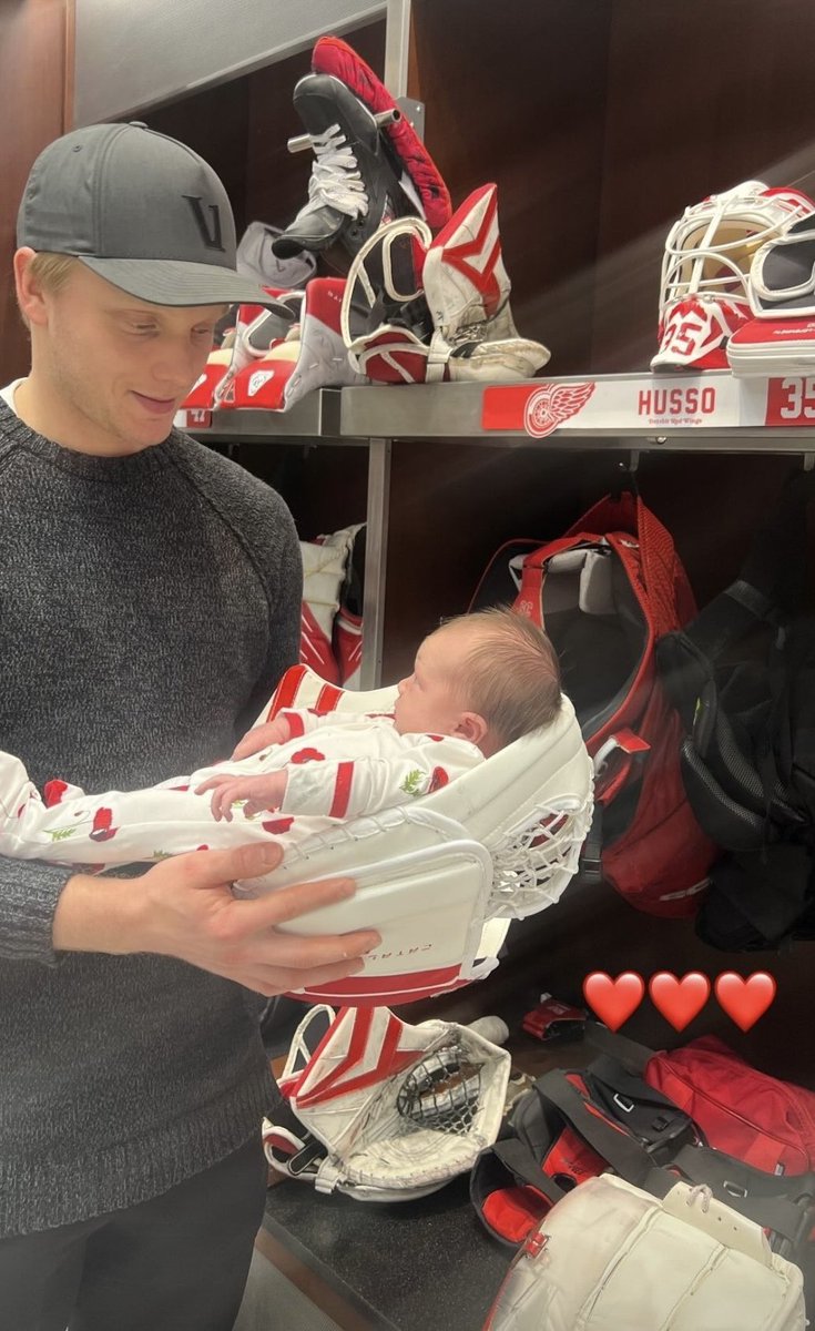 B/R Open Ice tweet media